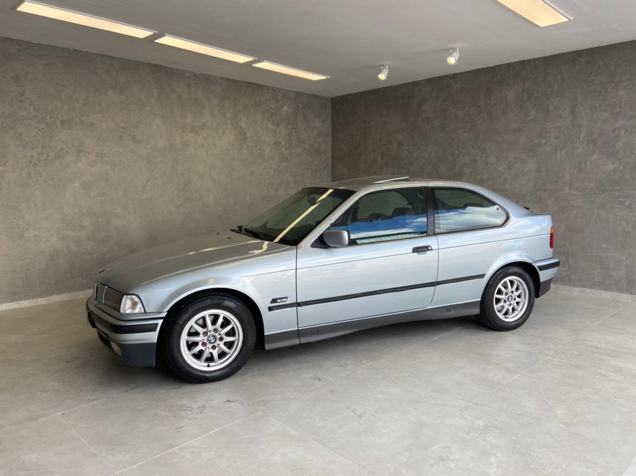 BMW 318i