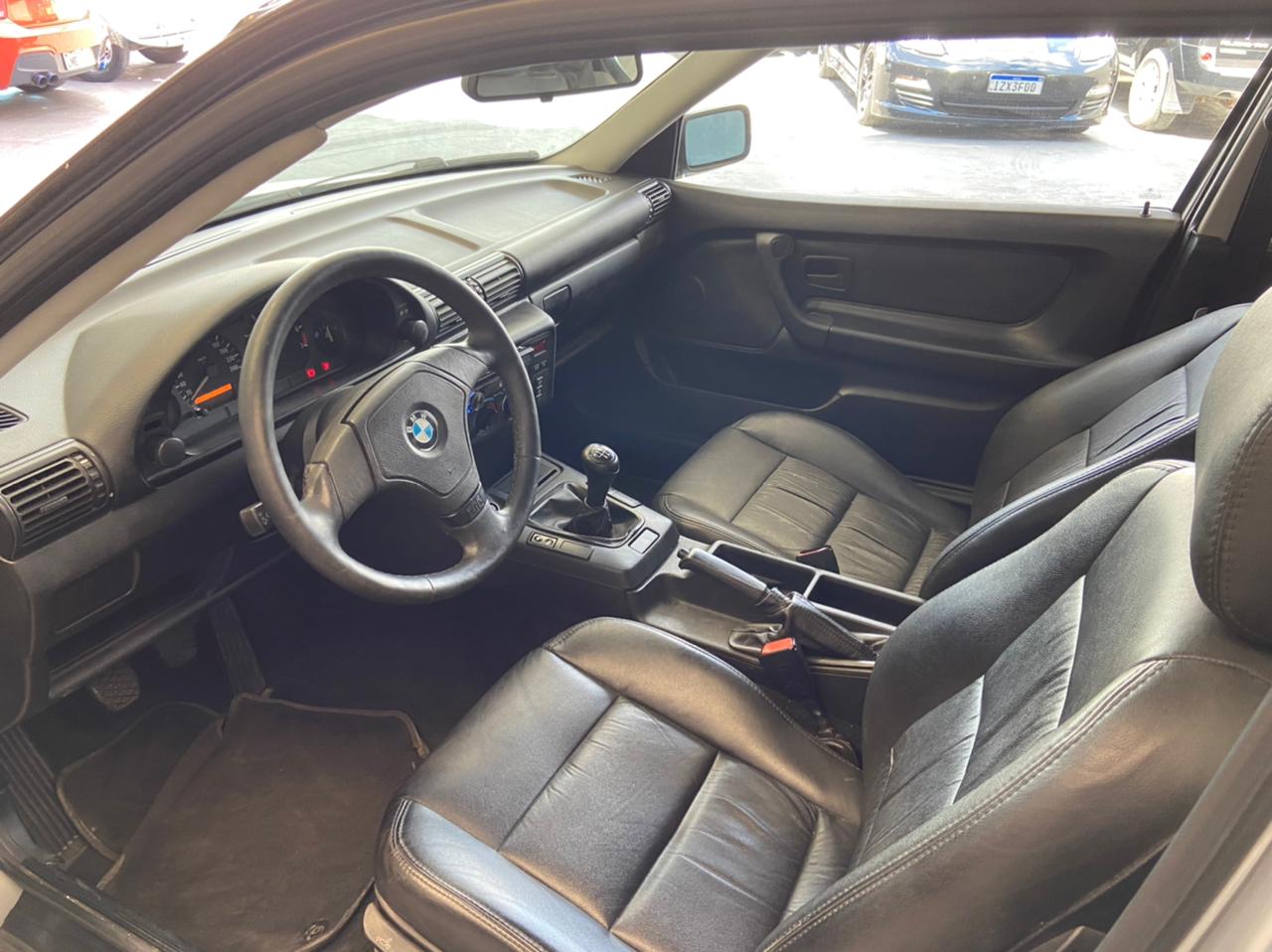 BMW 318i
